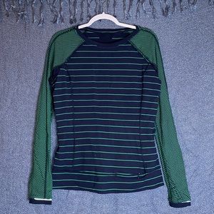 Lululemon top